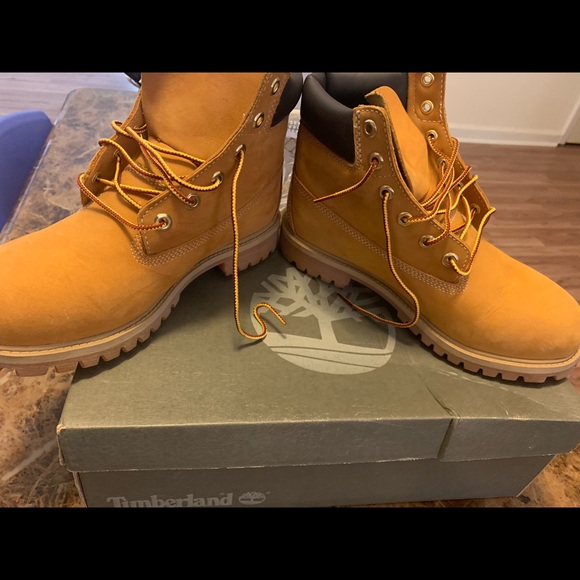 Timberland Boots Size 6y - Picture 1 of 6